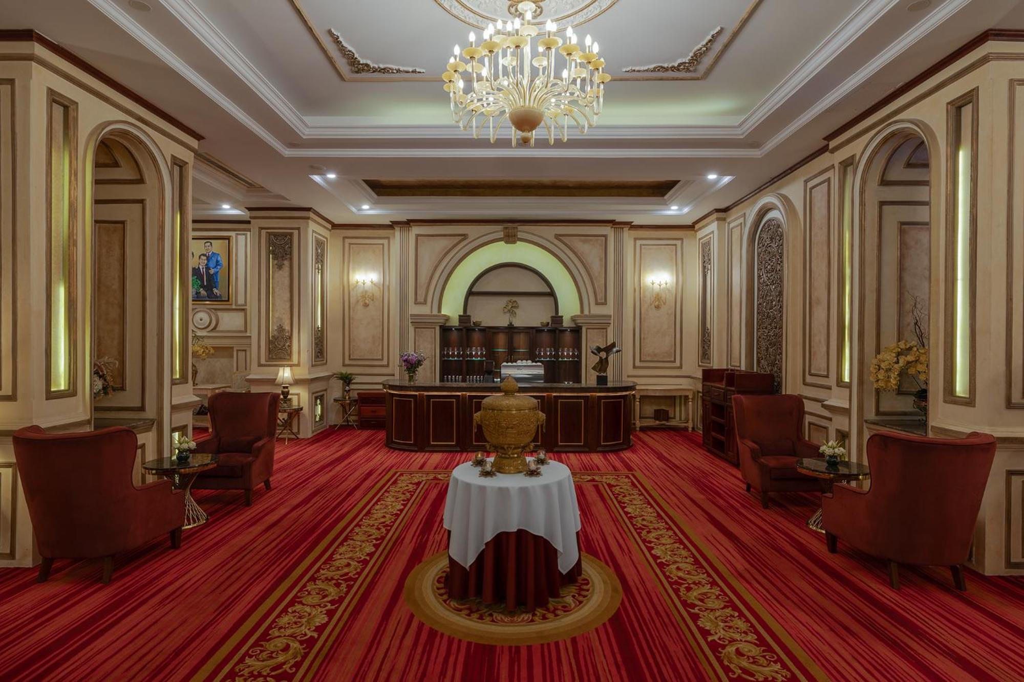 Anik Palace Hotel Πνομ Πενχ Εξωτερικό φωτογραφία